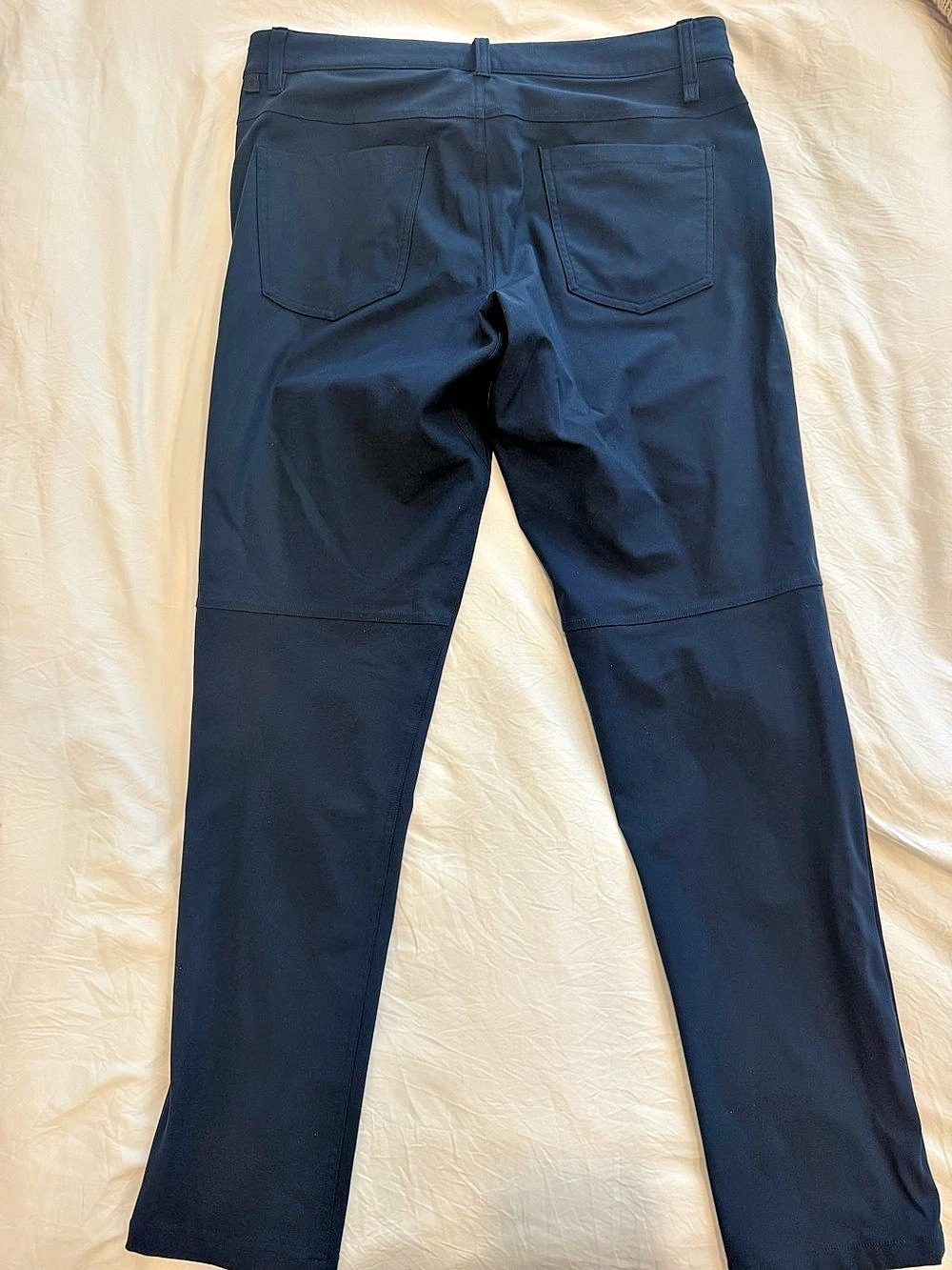 Lululemon ABC Classic Fit Pant Men's Navy Blue Pants Waist 32 - Picture 3 of 4